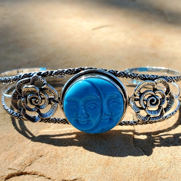New Carved Double Moon Face 925 Silver Bracelet. - Picture 9 of 11